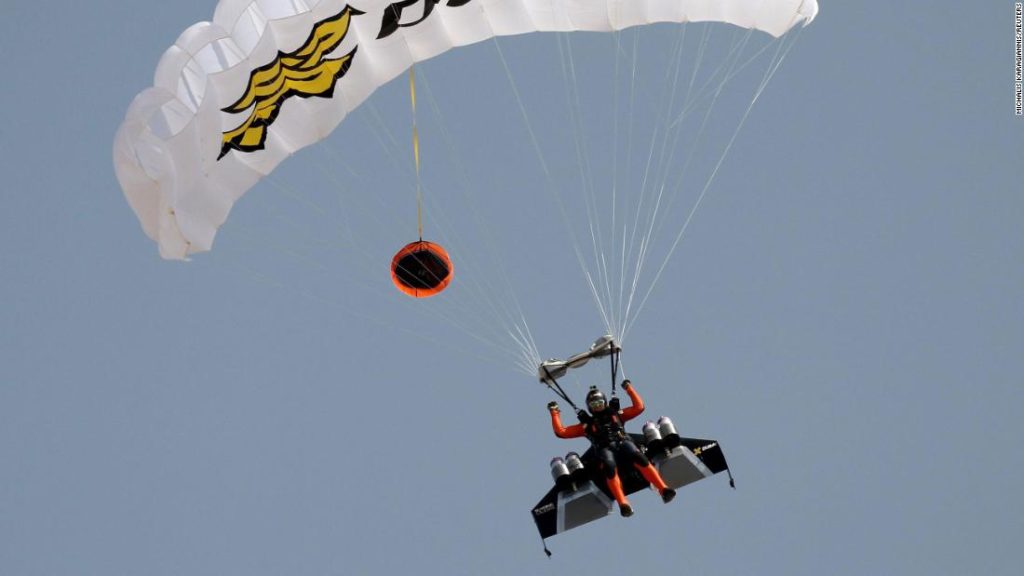 Vince Reffet, 'Jetman' pilot, dies in training accident in Dubai