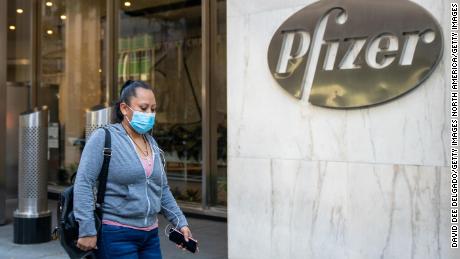 Pfizer&#39;s ultra-cold vaccine, a &#39;very complex&#39; distribution plan and an exploding head emoji 