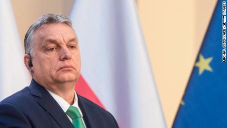 Hungarian parliament votes to let Viktor Orban rule by decree in wake of coronavirus pandemic 