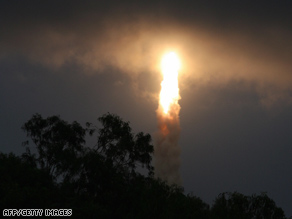 Indian lunar orbiter hit by heat rise