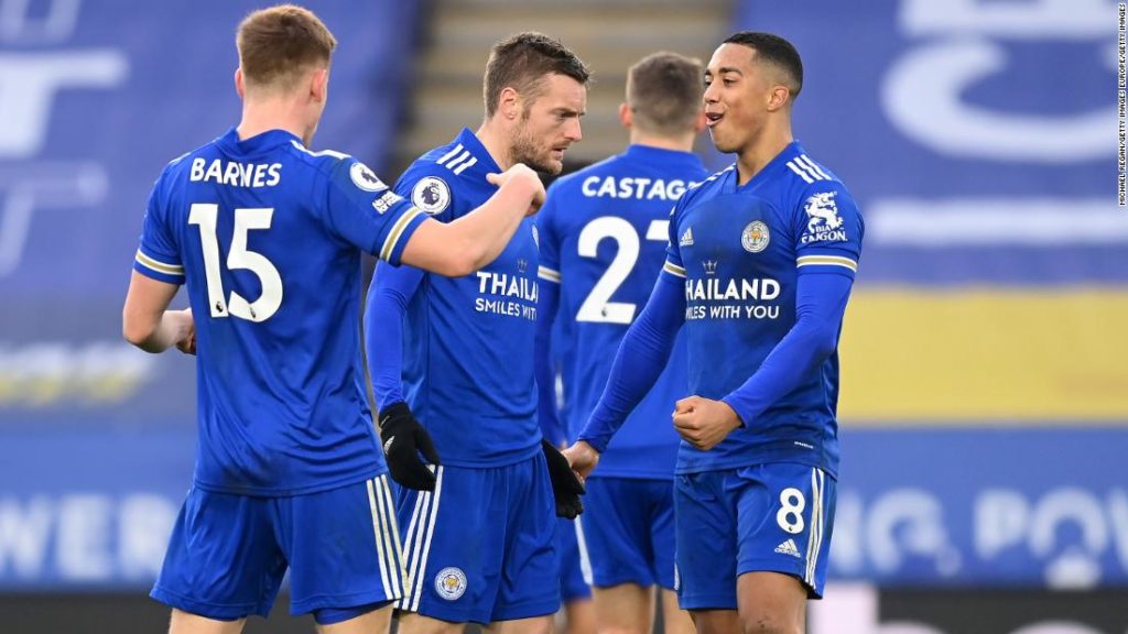 Leicester halts Manchester United's Premier League away win run