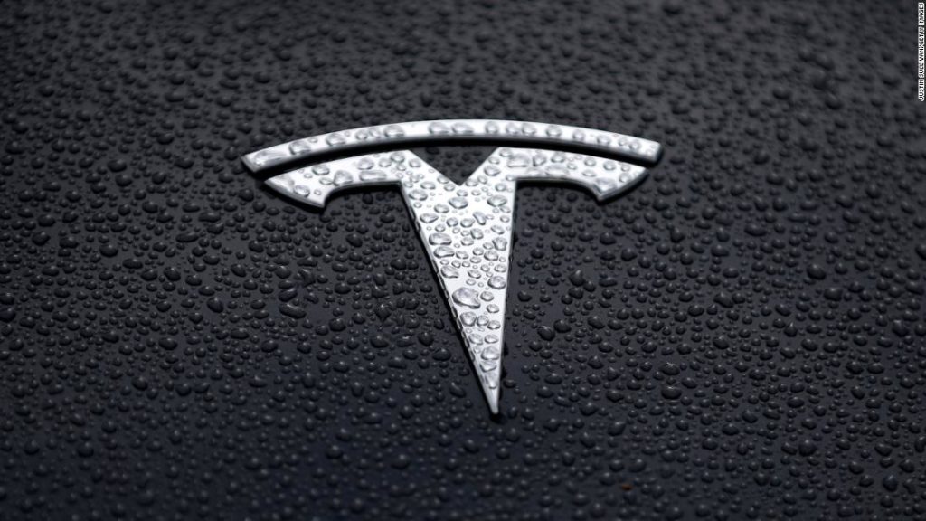 Tesla India: Government says Elon Musk will sell cars in 2021