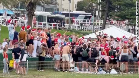 Witnesses said the crowd at Sydney&#39;s Bronte Beach on Christmas afternoon was in its &quot;hundreds,&quot; many of whom were drinking alcohol and not wearing face masks.