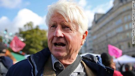 Stanley Johnson, UK Prime Minister&#39;s father, criticized for comments on female pilots wearing burkas