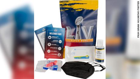 The NFL is providing free PPE kits to Super Bowl attendees upon arrival at the stadium