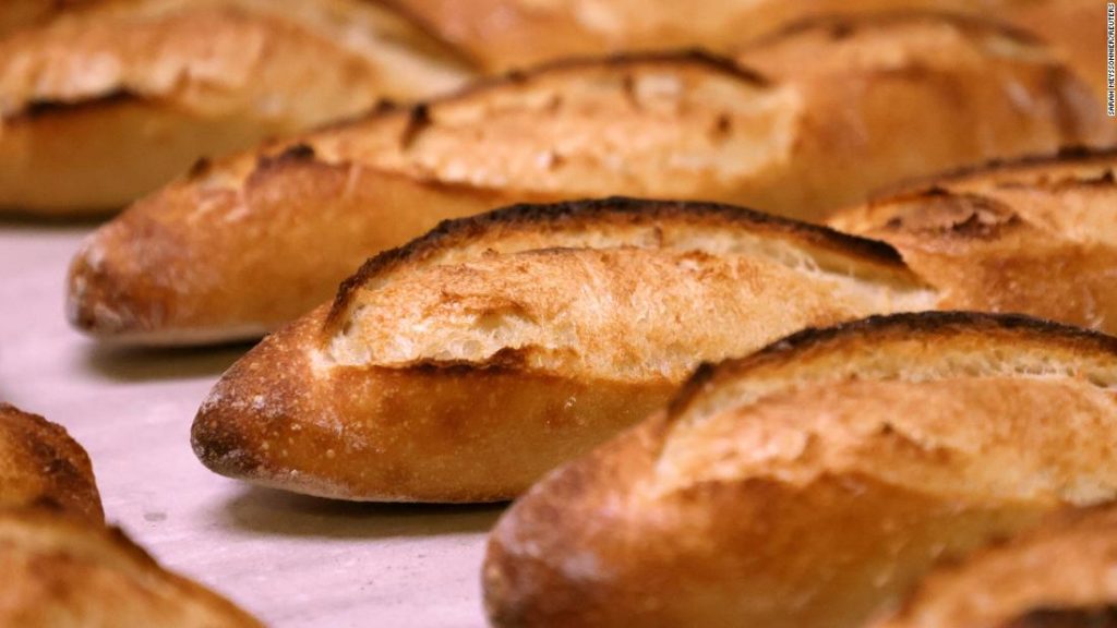 French bakers applying for UNESCO designation for baguettes