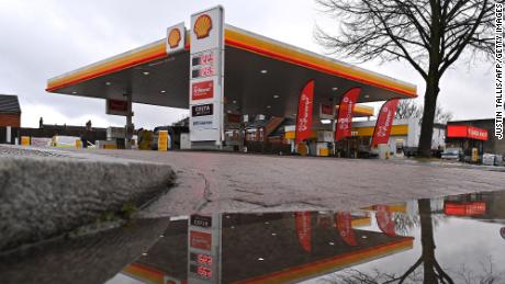 Shell says its oil production has peaked and will fall every year