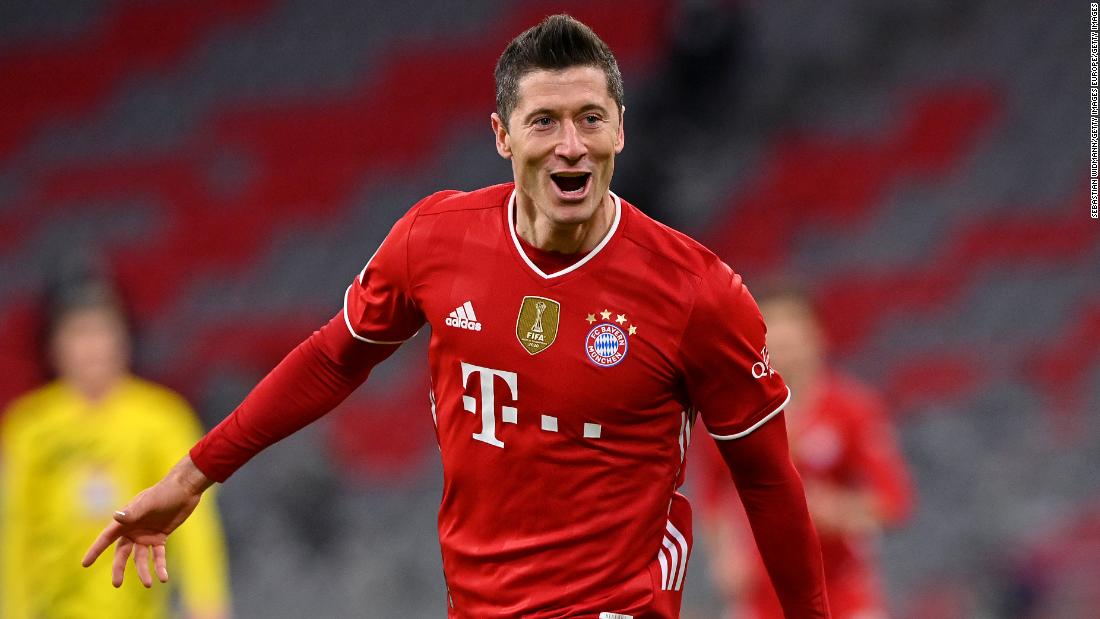 Robert Lewandowski edges closer to legendary scoring record