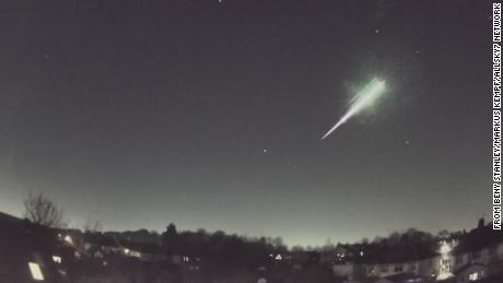 The meteorite produced a fireball in the night sky as it entered Earth&#39;s atmosphere.