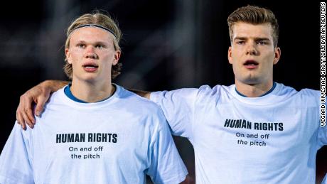Erling Haaland and Alexander Sorloth wear t-shirts in protest ahead of the match against Gibraltar.