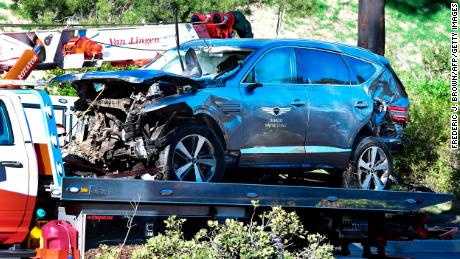 A tow truck recovers Tiger Woods&#39; vehicle in Rancho Palos Verdes, California, on February 23, after a rollover accident. 
