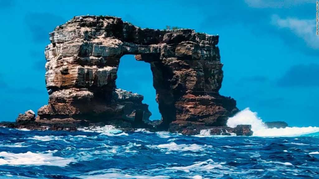 Galapagos rock formation Darwin's Arch has collapsed