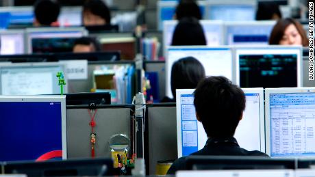 China&#39;s tech workers burn out mentally and physically in the &#39;996&#39; rat race 