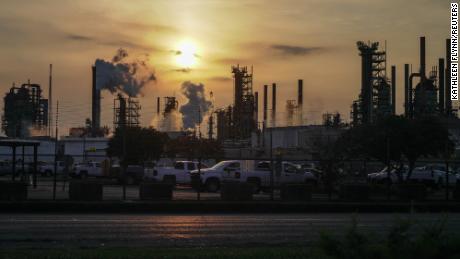 Undercover Exxon video reveals an anti-climate campaign