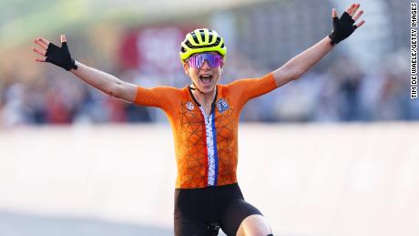 Annemiek van Vleuten took silver in the women&#39;s road race at the Tokyo Olympics.