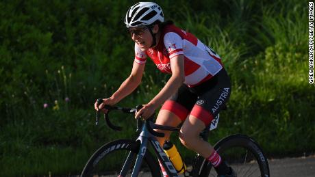 Anna Kiesenhofer was the underdog going into the cycling road race, having only taken up the sport in 2014.