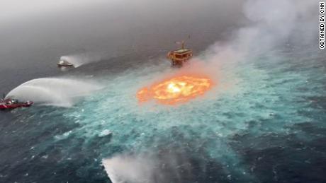 Gas leak responsible for &#39;eye of fire&#39; in Mexican waters, says oil company