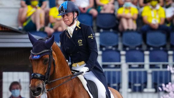 Hanna riding Calanta during the dressage individual.