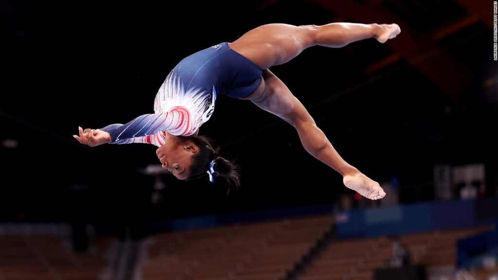 Simone Biles thanks Japanese gym where she secretly trained to regain her Olympic form