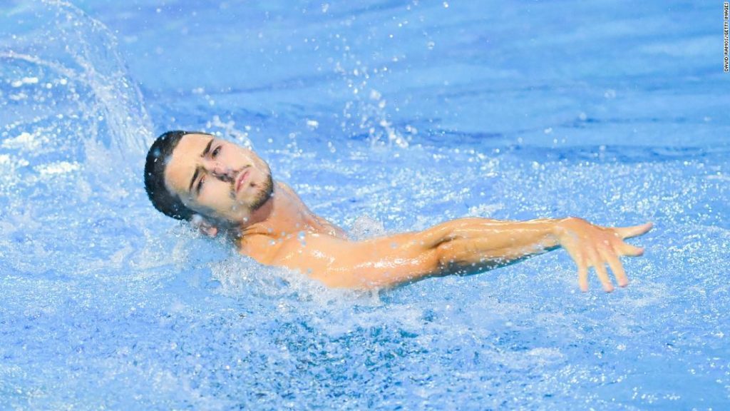 Giorgio Minisini: Male artistic swimmers redefine what 'masculinity' means