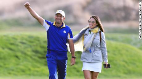 Team Europe&#39;s Garcia celebrates with wife Angela after the singles match on day three of the 2018 Ryder Cup.